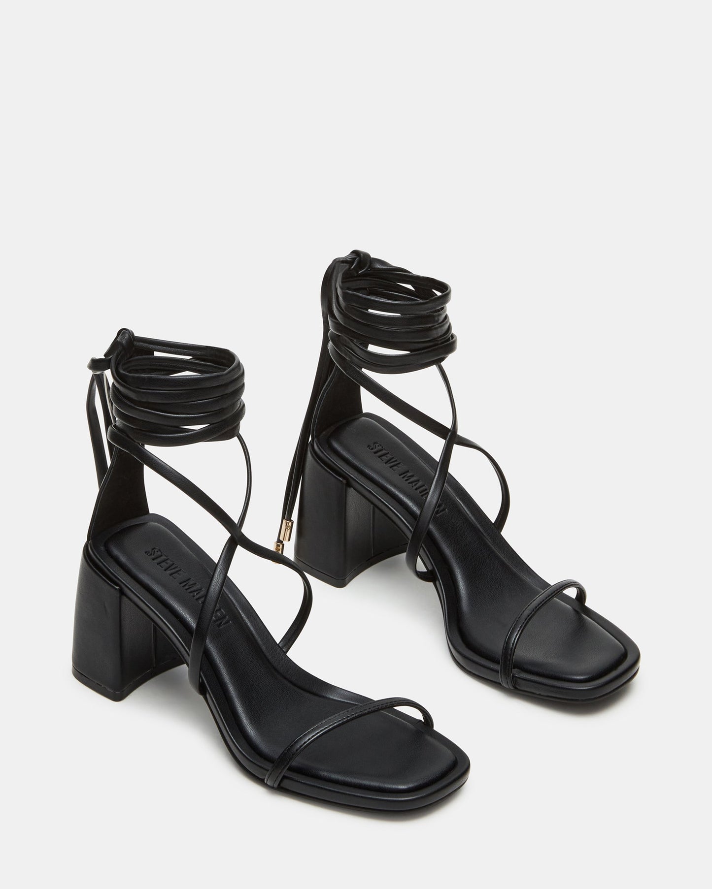 DEMURE BLACK