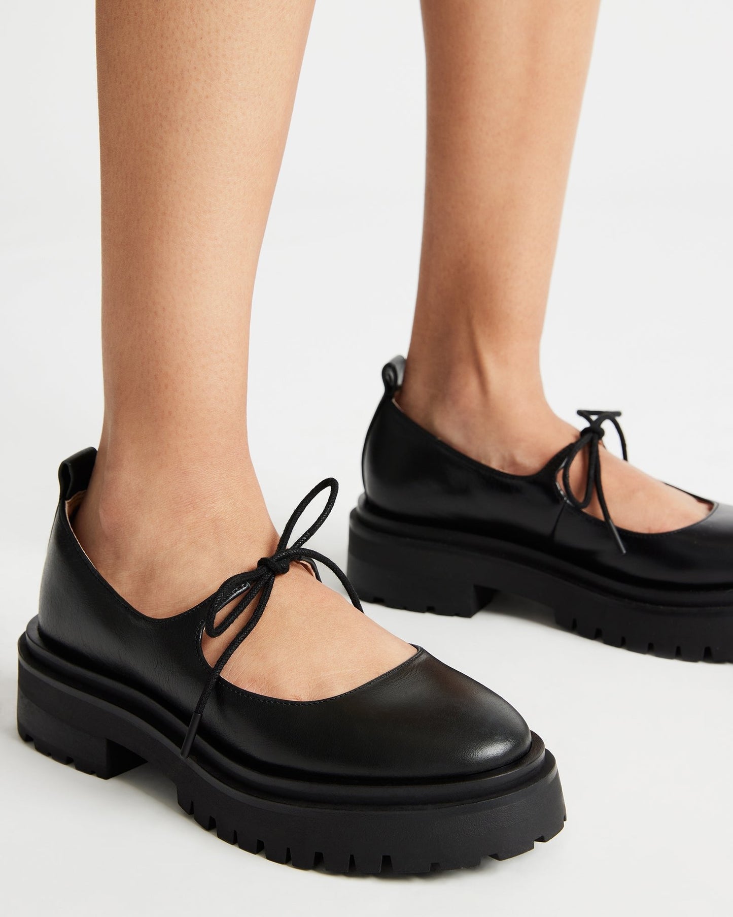 LANDON BLACK LEATHER