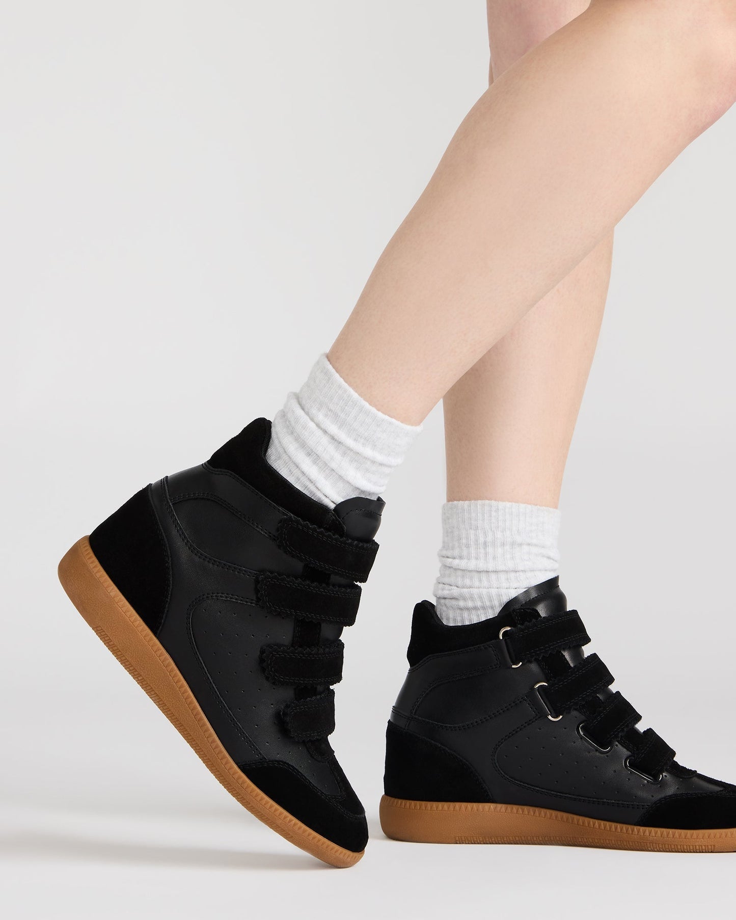 MUSTANG BROWN SUEDE