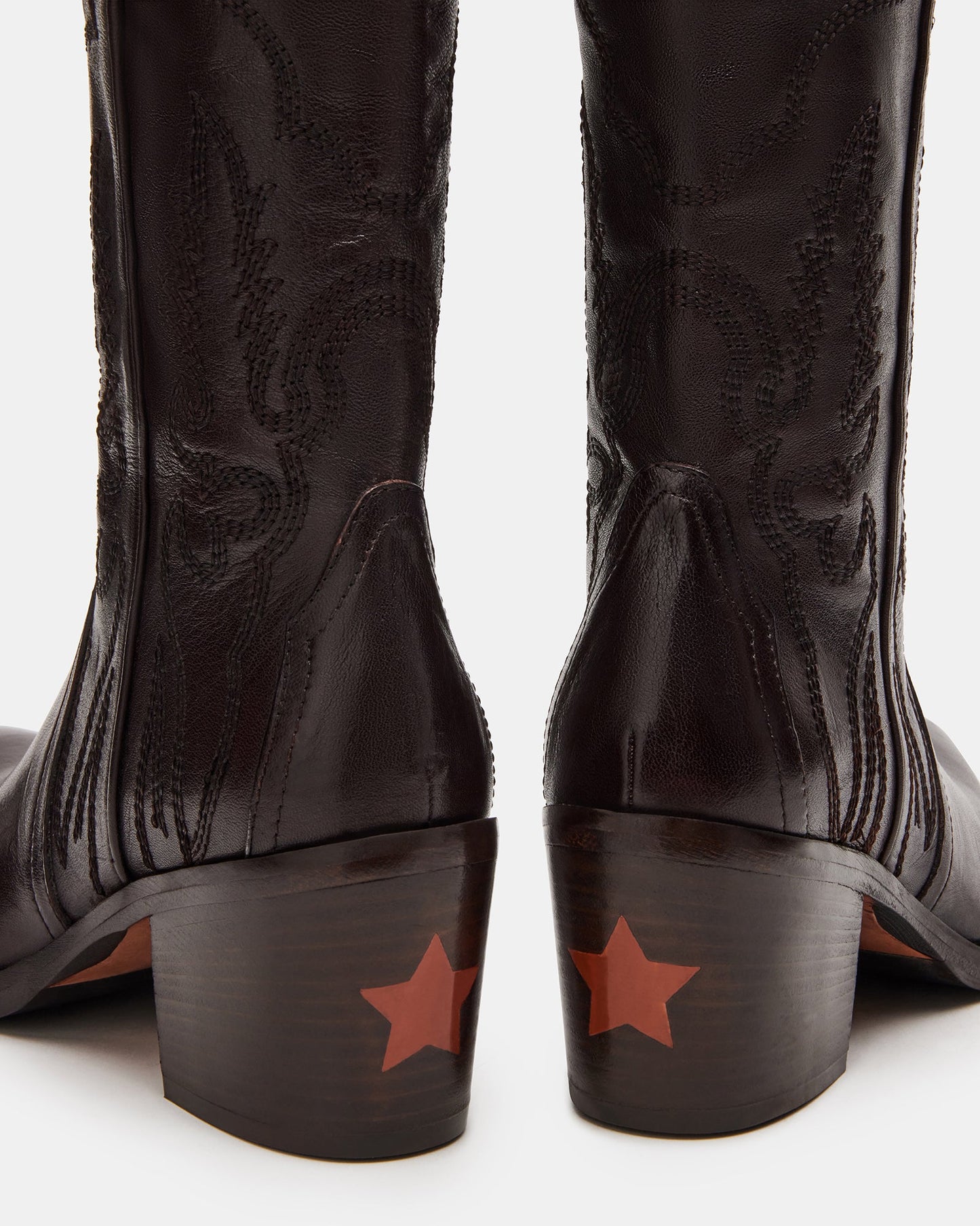 SALOON BROWN LEATHER