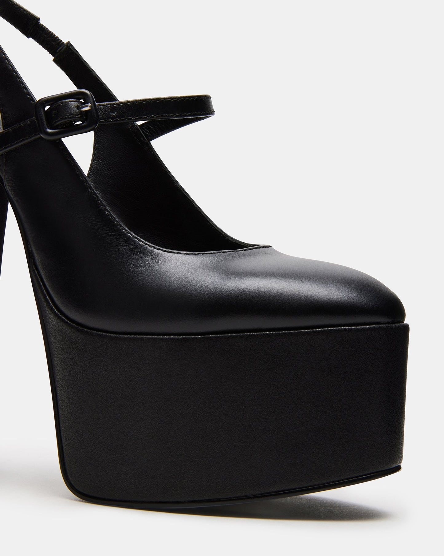 SCOTLYN BLACK LEATHER