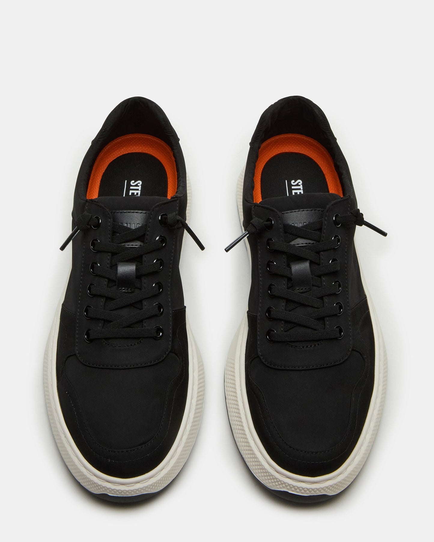 NOUCKIA BLACK