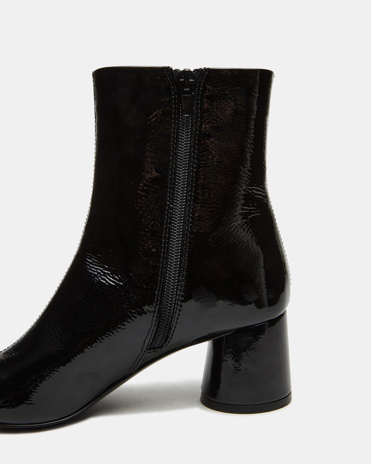 SERENITY BLACK LEATHER